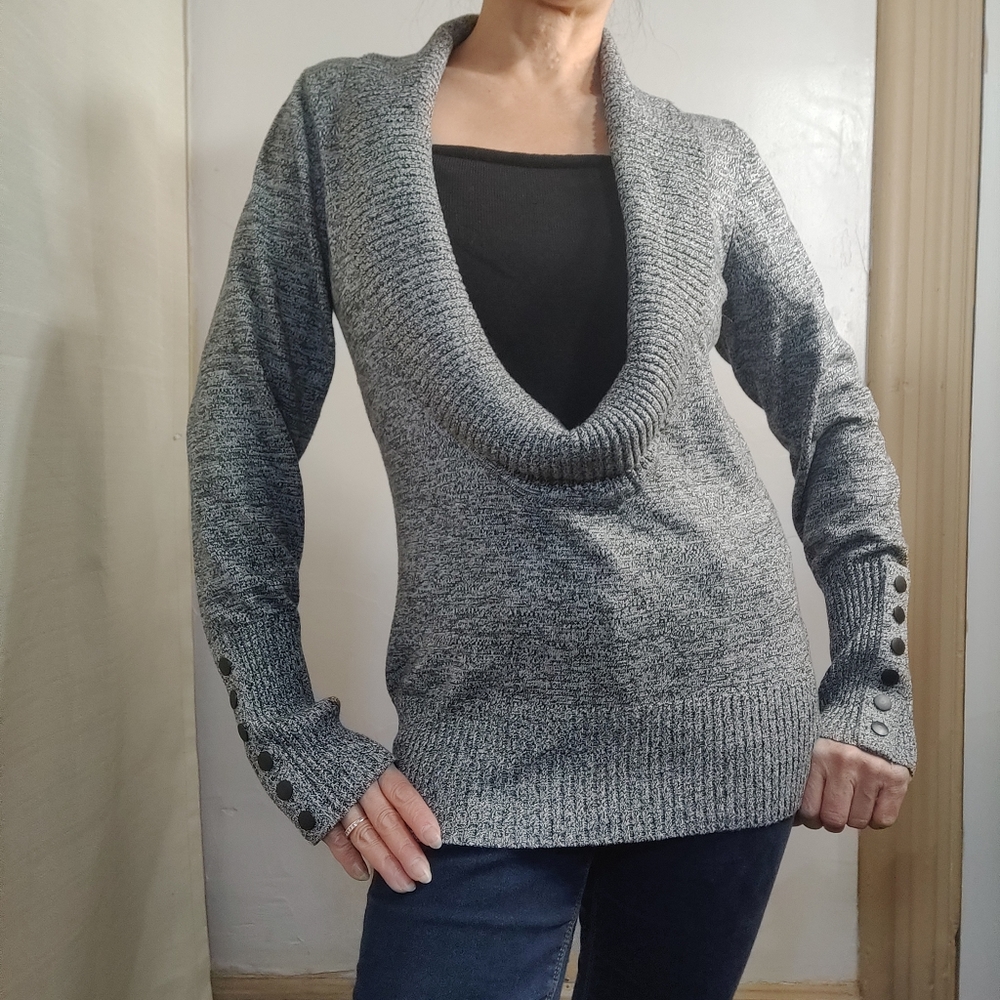 Dress Barn Long Sleeve Sweater